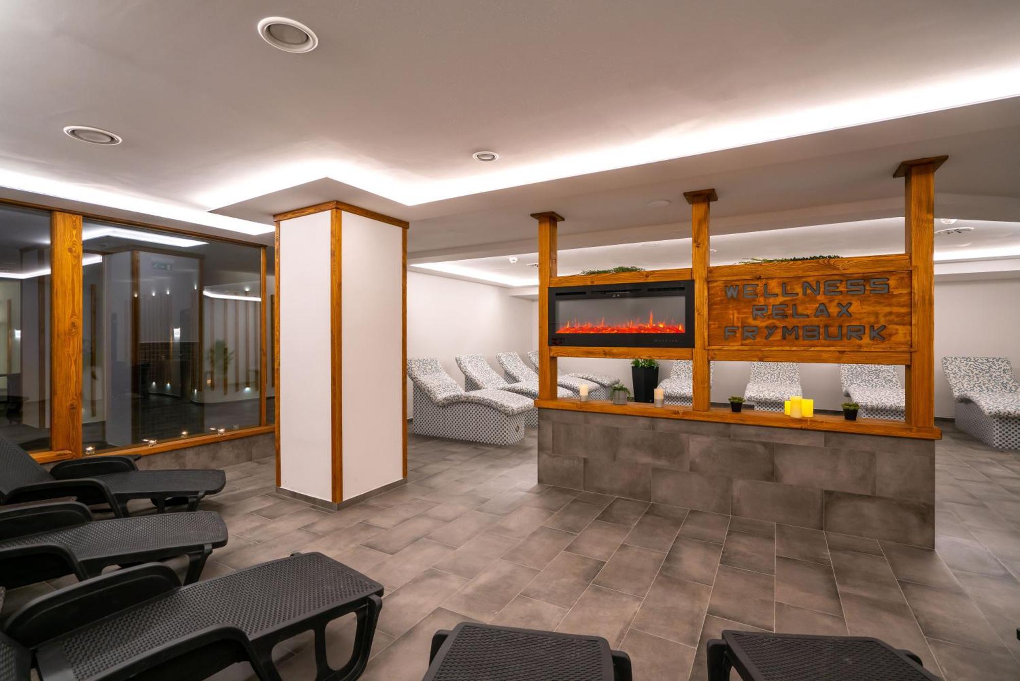 Wellness Hotel Frymburk Exterior photo