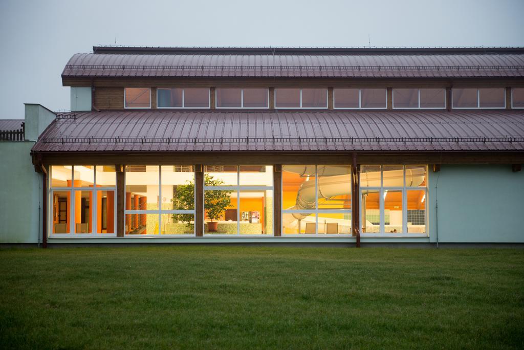 Wellness Hotel Frymburk Exterior photo